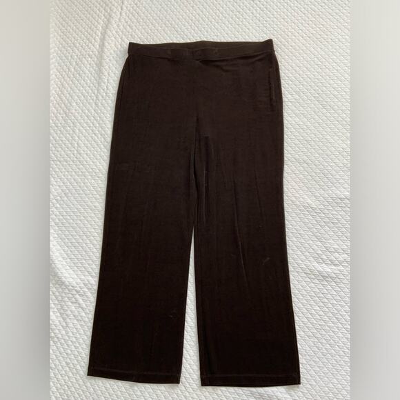 Chico’s Traverlers brown pants‎ short - Picture 3 of 5